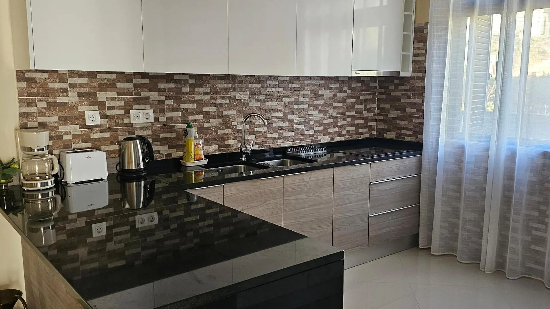 Appartements A Louer Chez Vitalina Assomada Apartament